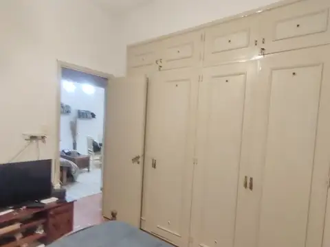 VENTA 3 AMBIENTES CON DEPENDENCIA, FLORES