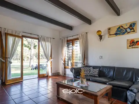 Casa en Venta con 1 cochera