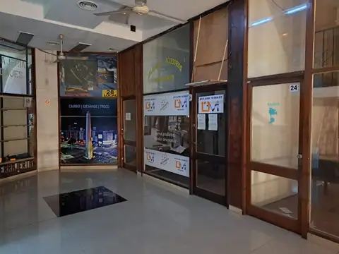 Local c/entrepiso Venta Galeria CENTER  Zona Peatonal Floria