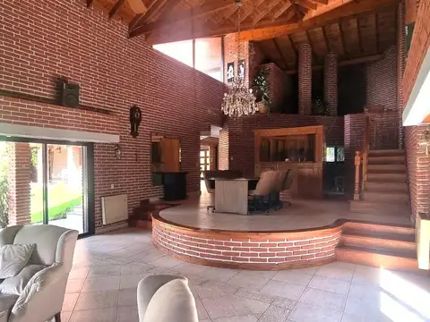 Casa en Venta al Oeste