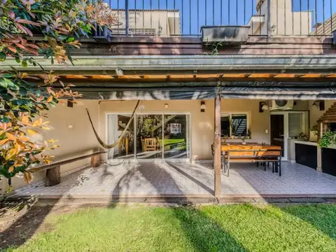 Casa 7 ambientes con 3 baños