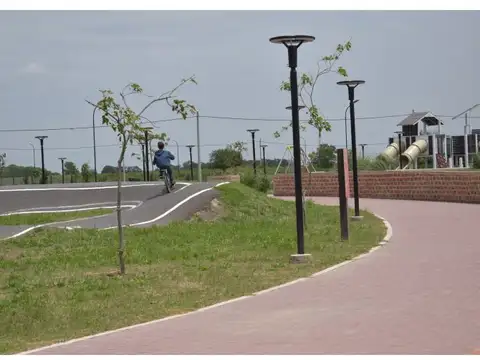 Terreno en Venta en Alvarez, USD 18.280