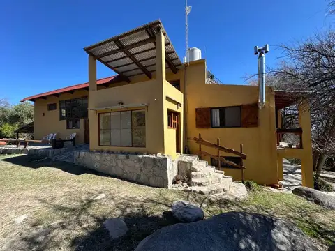 Casa en Venta con 1 cochera