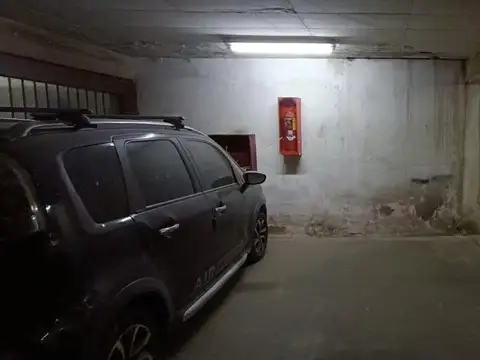 Cochera en Venta en La Plata [Cod: 681]