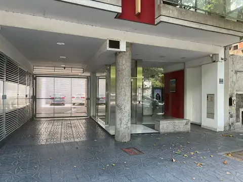 Mono Ambiente - Excelente Ubicacion y Estado -