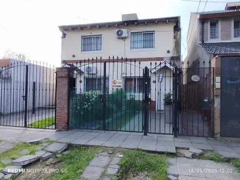 Hipólito Yrigoyen 969, Escobar