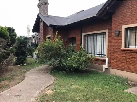 HERMOSA PROPIEDAD EN RICARDONE