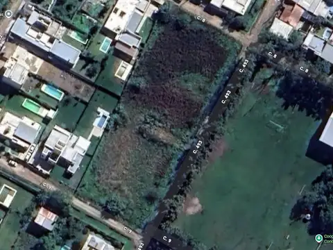 Terrenos y Lotes en Venta en Gonnet [Cod: 084028]