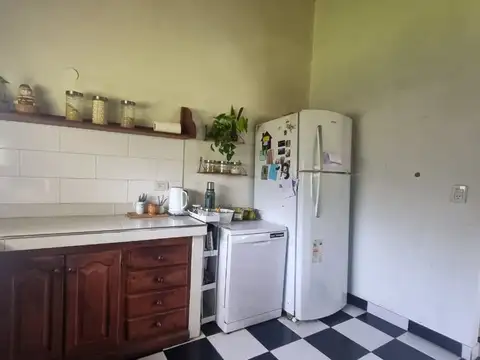 Casa 5 ambientes con 2 baños