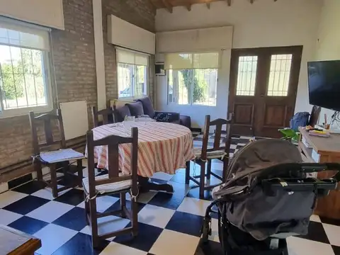 Casa en Venta en Paso Del Rey, USD 155.000