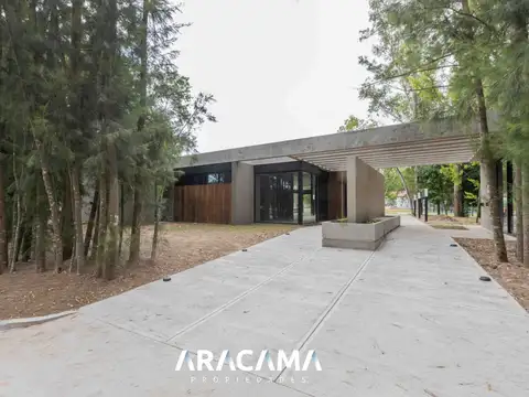 Terreno en Venta en Los Naranjos, USD 80.000