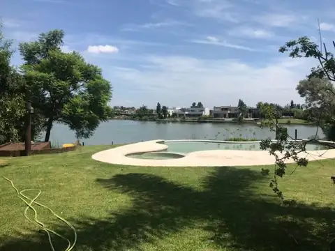 Casa en Alquiler en Santa Barbara, USD 6.200