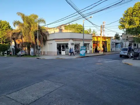 Local en Alquiler 58 años