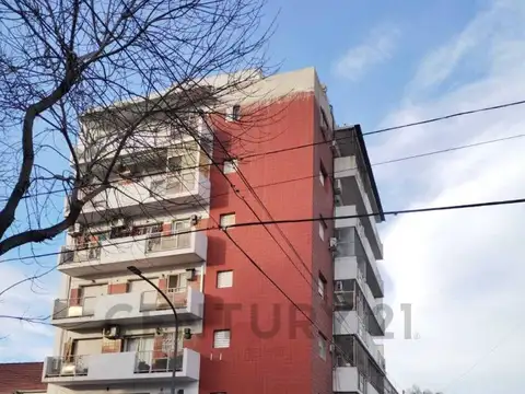 Venta 3 ambientes C/ Balcon al frente en Barracas