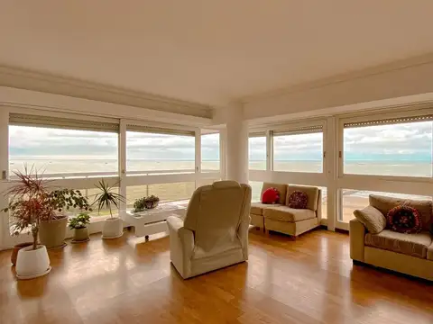 Departamento 4 ambientes con 3 baños