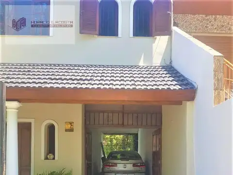 Casa 4 ambientes con 3 baños