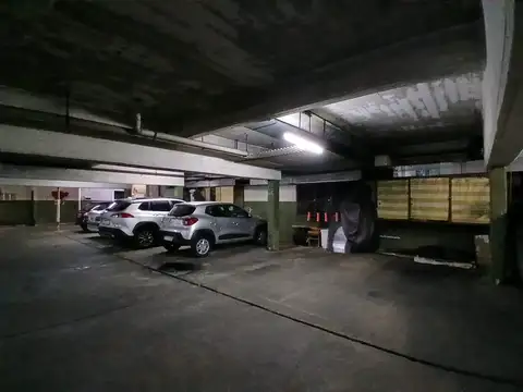 Cochera cubierta Subsuelo. Saavedra