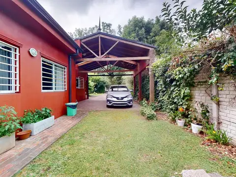 Casa en Venta en Villa Elisa, USD 180.000
