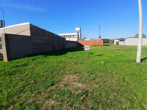 Terreno en Venta 25  mts Fondo