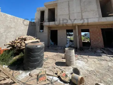 Manzana 100 Lote 24 , Piso 0