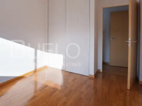 Departamento en Venta en Parque Chacabuco, USD 245.000