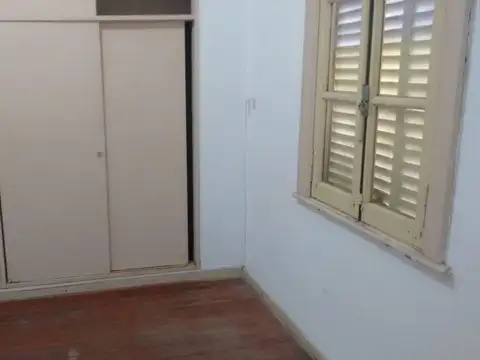 Casa en Venta en Liniers, USD 129.000