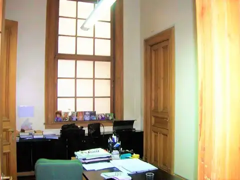 Oficina en Venta 50 años