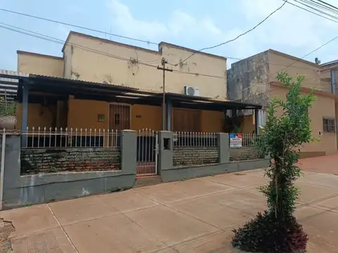 Casa 5 ambientes con 1 baño