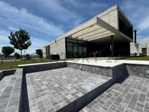 VENTA DE CASA 6 AMBIENTES EN TERRAVISTA, GENERAL RODRIGUEZ