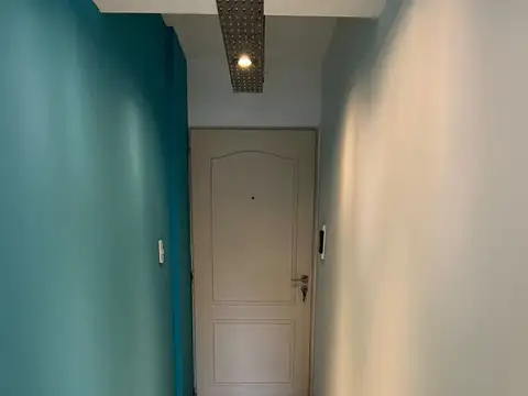 *OFICINA APTO PROFESIONAL *AMBIENTE UNICO C/GRAN PLACARD, COCINA INCORPORADA Y BANO C/DUCHA