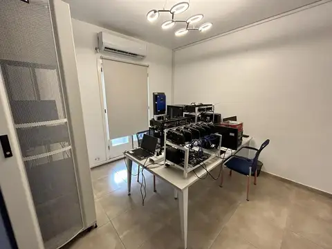 Oficina en Alquiler en Villa Ballester, $ 1.500.000