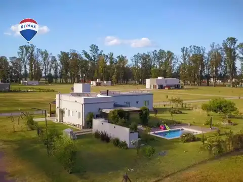 Terreno en Venta en Los Tres Pinos, USD 10.000