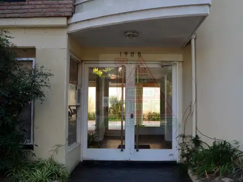 Departamento, tres ambientes, en alquiler en Beccar