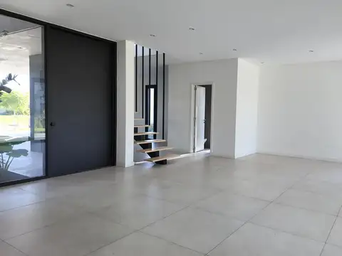 Casa en Venta en Manuel Alberti, USD 612.000