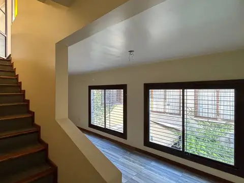 VENTA PH EN DUPLEX CON COCHERA RENOVADO EN BOEDO