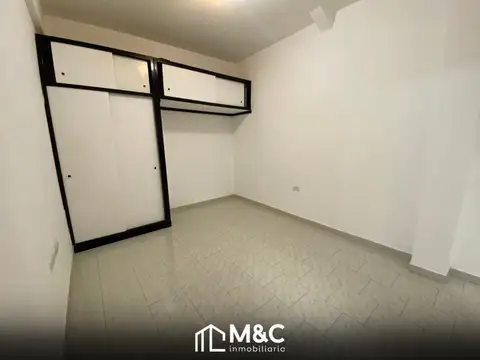 DICKMAN, ADOLFO, DR. 1400, Piso PB