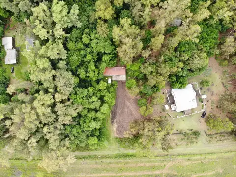 EN VENTA OPORTUNIDAD COMPLEJO DE VIVIENDAS IDEAL PARA EXPLOTAR EN FORMA TURISTICA - FICHA 3453