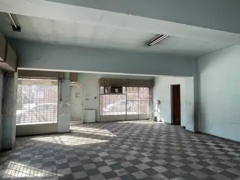 LOCAL COMERCIAL ESQUINA EN VENTA. CIUDAD - MENDOZA