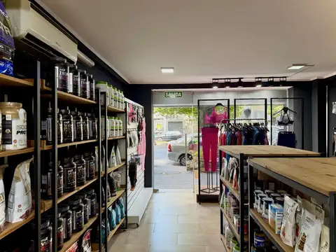 Local en Venta con cochera en La Plata 7 entre 62 y 63