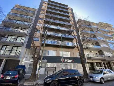 Avenida 38 entre 11 y 12 800