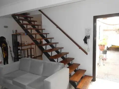 Depto Tipo Casa en Venta de 3 ambientes
