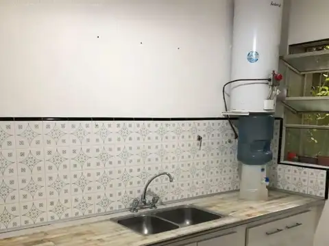 Depto Tipo Casa 2 ambientes con 1 baño