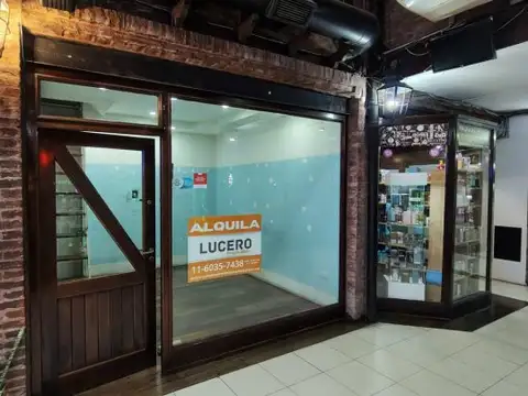 Local Comercial en Galeria Establo en MORON CENTRO
