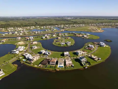 Casa  en Venta en Puertos, Escobar, G.B.A. Zona Norte