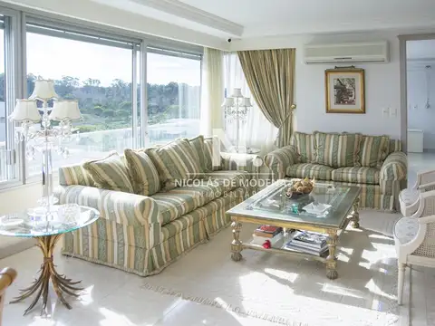 Departamento 4 ambientes con 3 baños