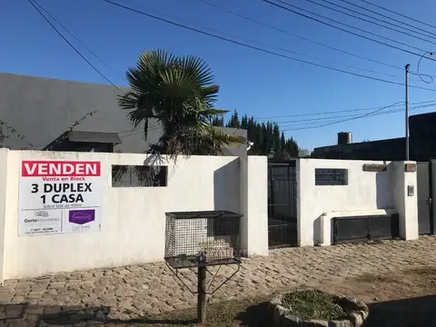 DEPARTAMENTOS Y CASA – LOTE 450 M2. - SE VENDE EN BLOQUE - LOBOS