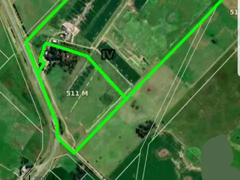 Campo con instalaciones de Feedlot en venta – Las Flores, B