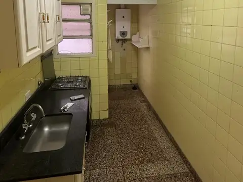 Departamento en Alquiler en Coghlan, $ 700.000