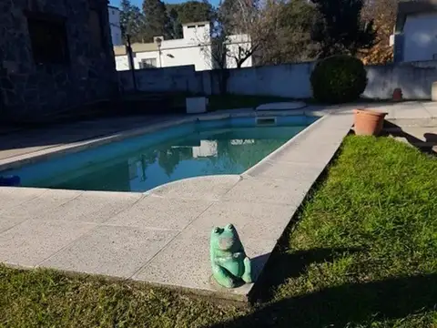 Casa en Venta con 1 cochera