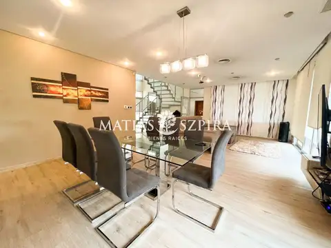 Casa en Venta con 1 cochera